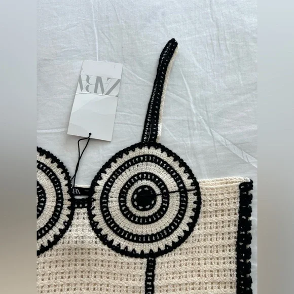 NWT BLOG FAVE Zara Crochet Cream Black Corset Crop Top Festival Coachella size S - Picture 10 of 16